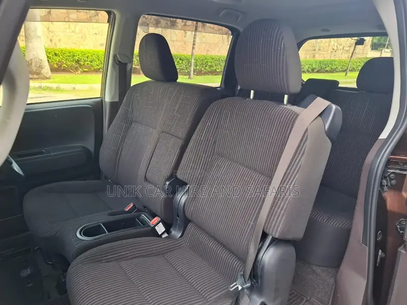 Toyota Spade 1.5 2019 Brown