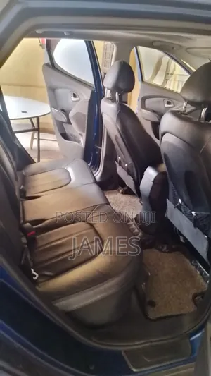 Hyundai H1 2015 Black