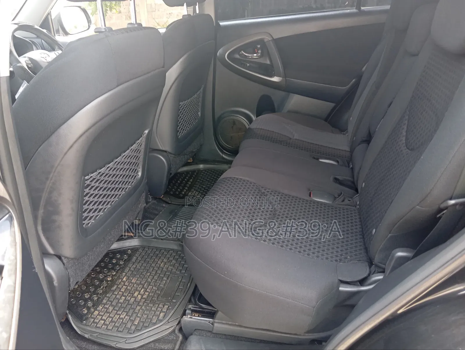 Toyota Vanguard 2013 Black