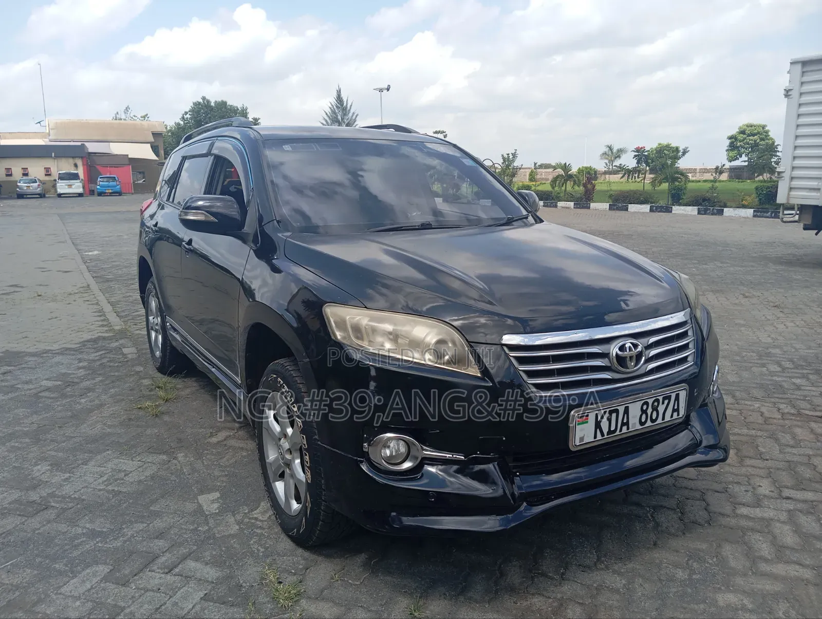 Toyota Vanguard 2013 Black