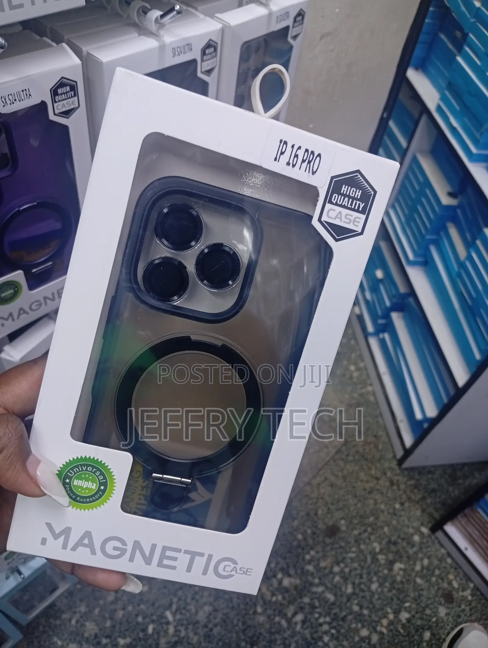 iPhone 16 Pro Max Black Nider Magnetic Translucent Matte Phone Case