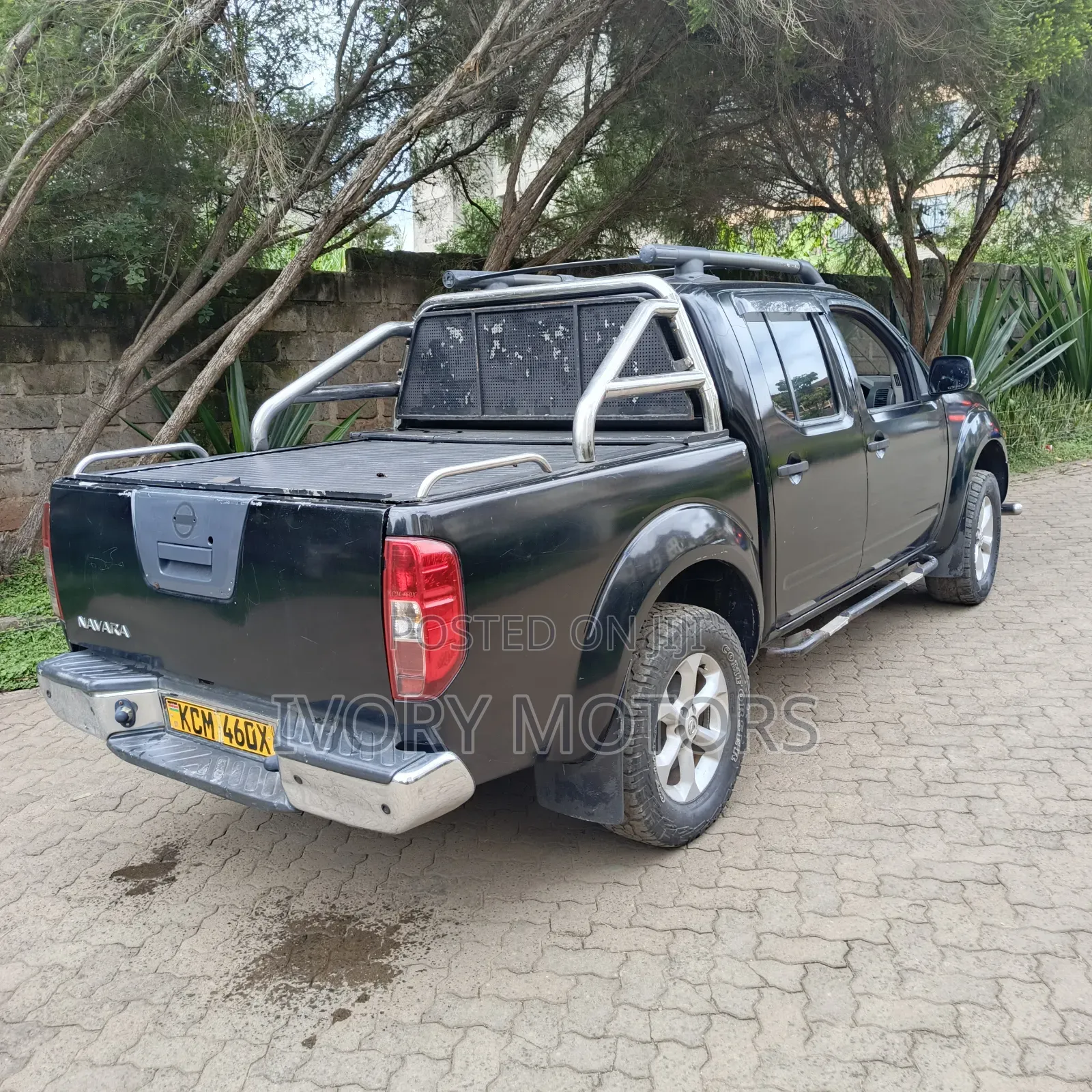 Nissan Navara 3.0 2010 Black