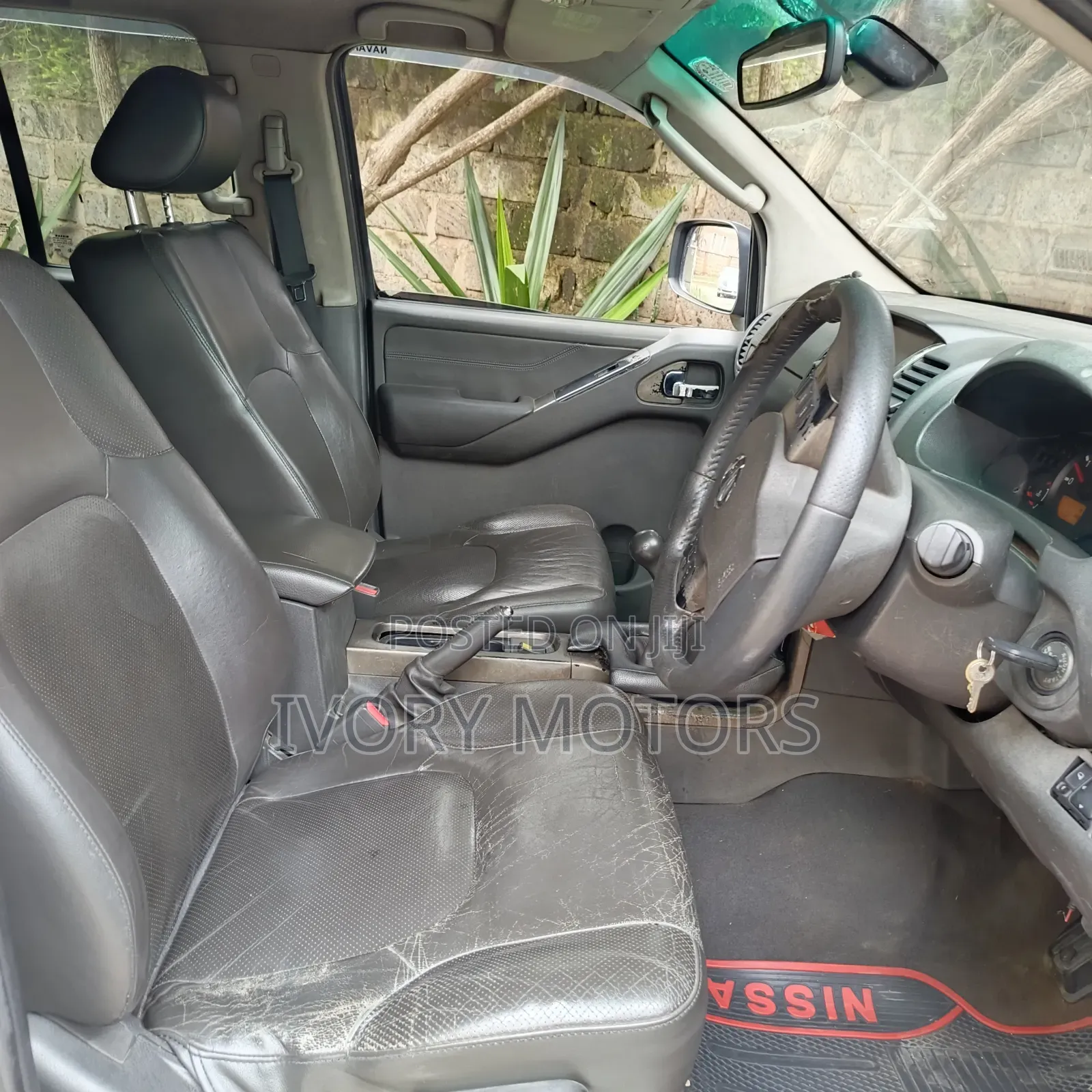 Nissan Navara 3.0 2010 Black