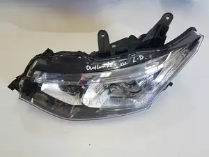 Mitsubishi Outlander 2015 Headlight