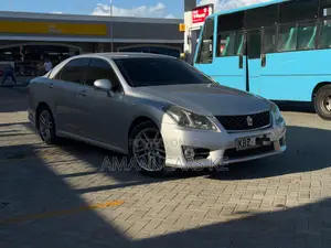 Toyota Crown 2009 Silver