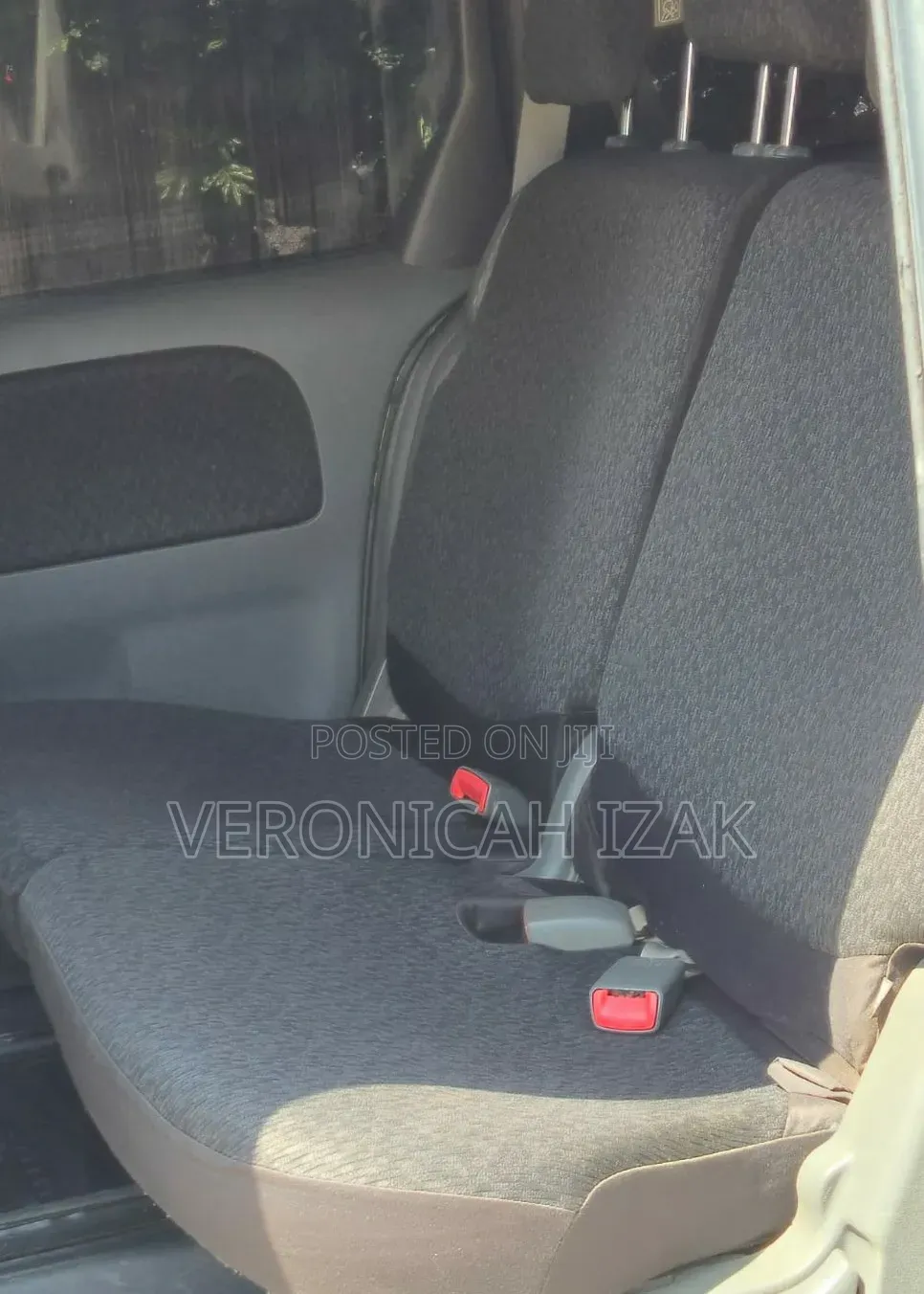 Toyota Sienta 2012 Gray