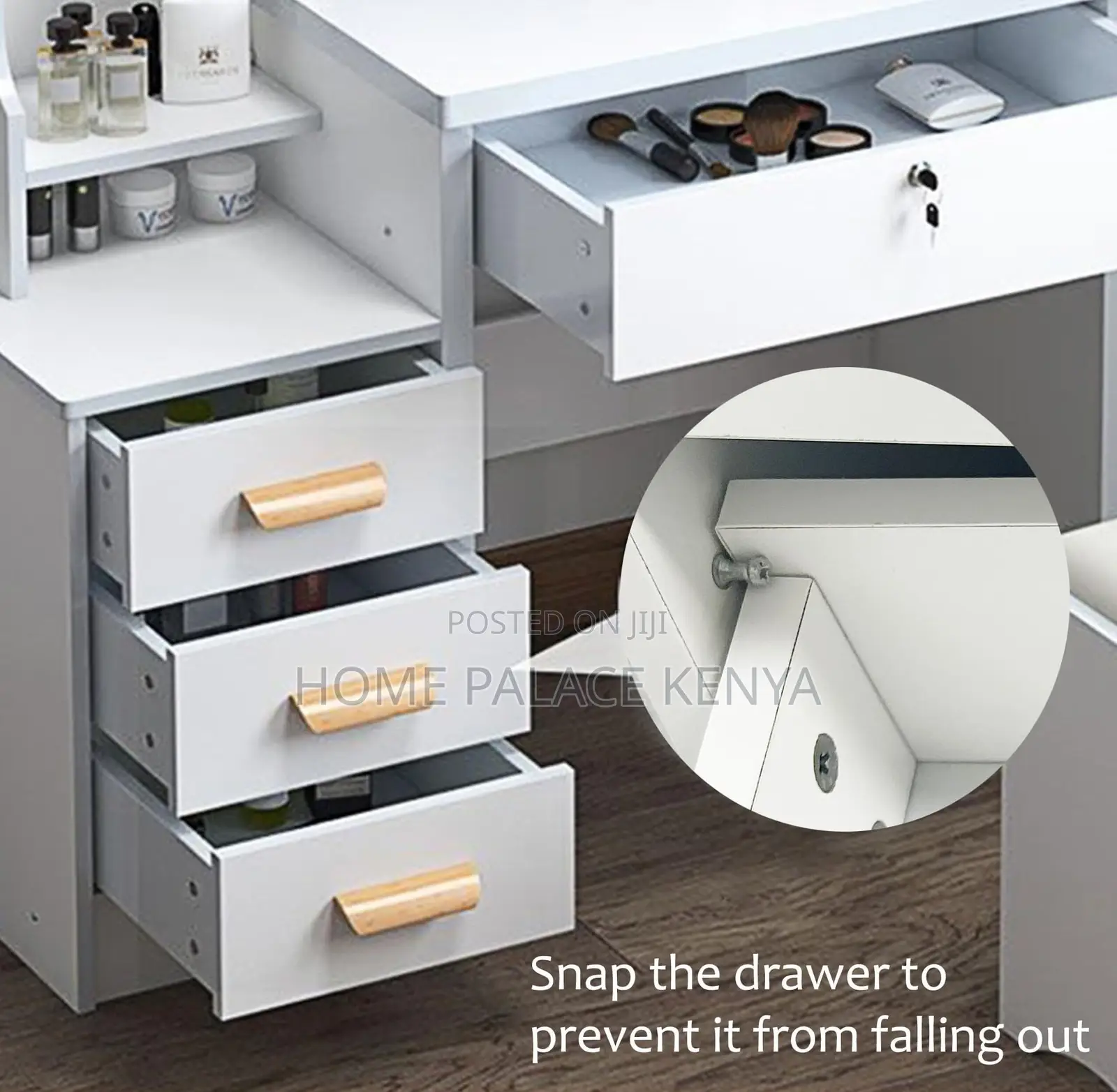 Dressing Table: Luxury Makeup Dressing Table With Mirror
