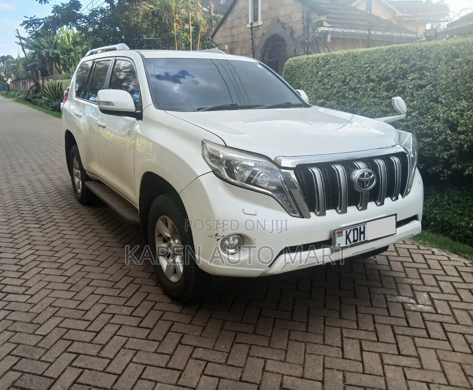 Toyota Land Cruiser Prado 2017 White