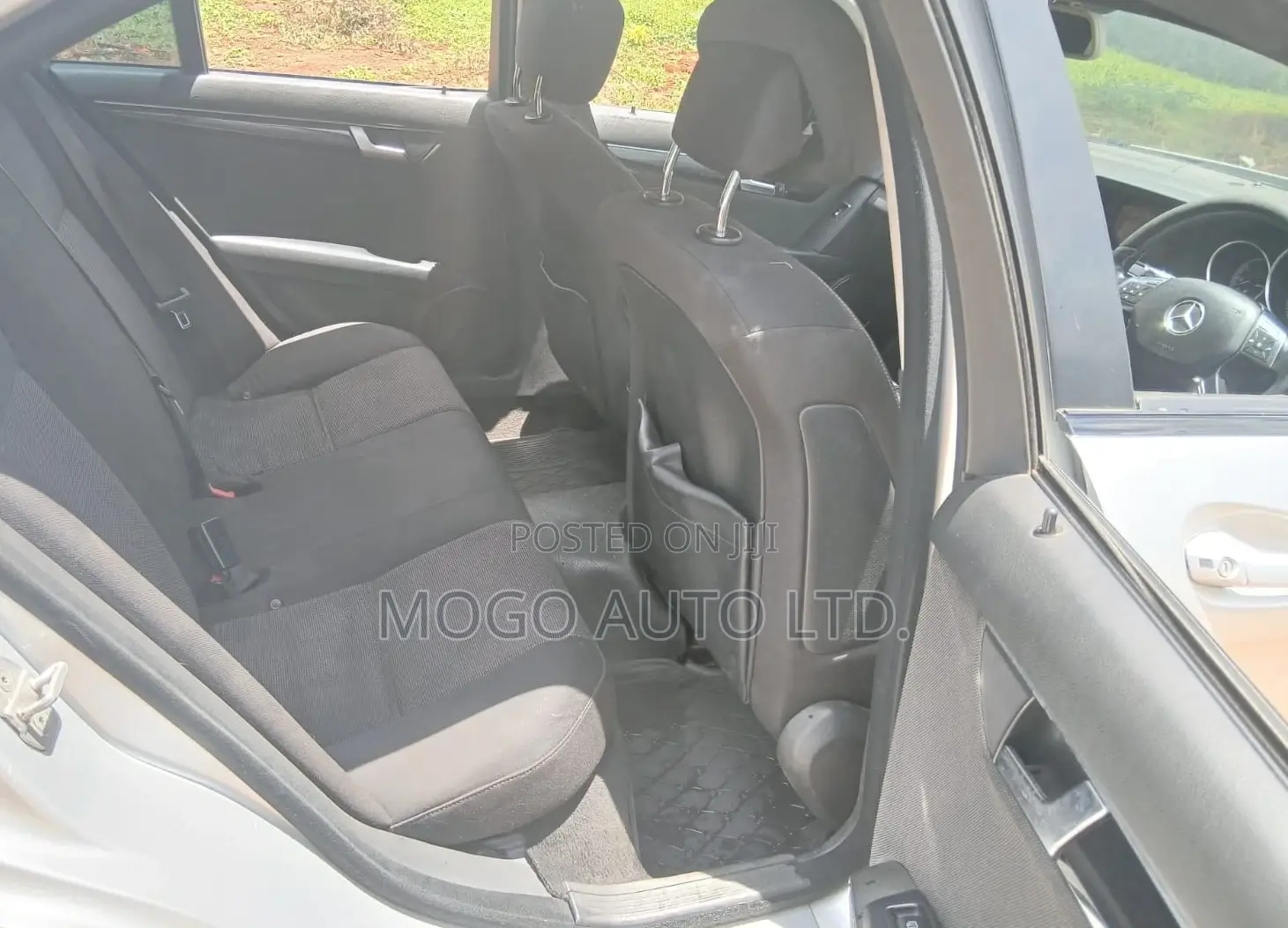 Mercedes-Benz C180 2012 Silver