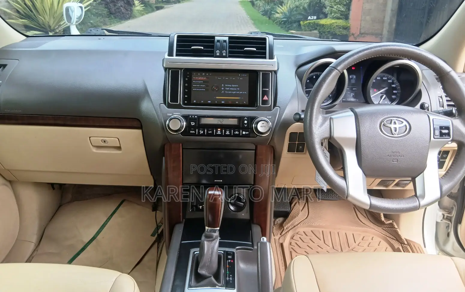 Toyota Land Cruiser Prado 2017 White
