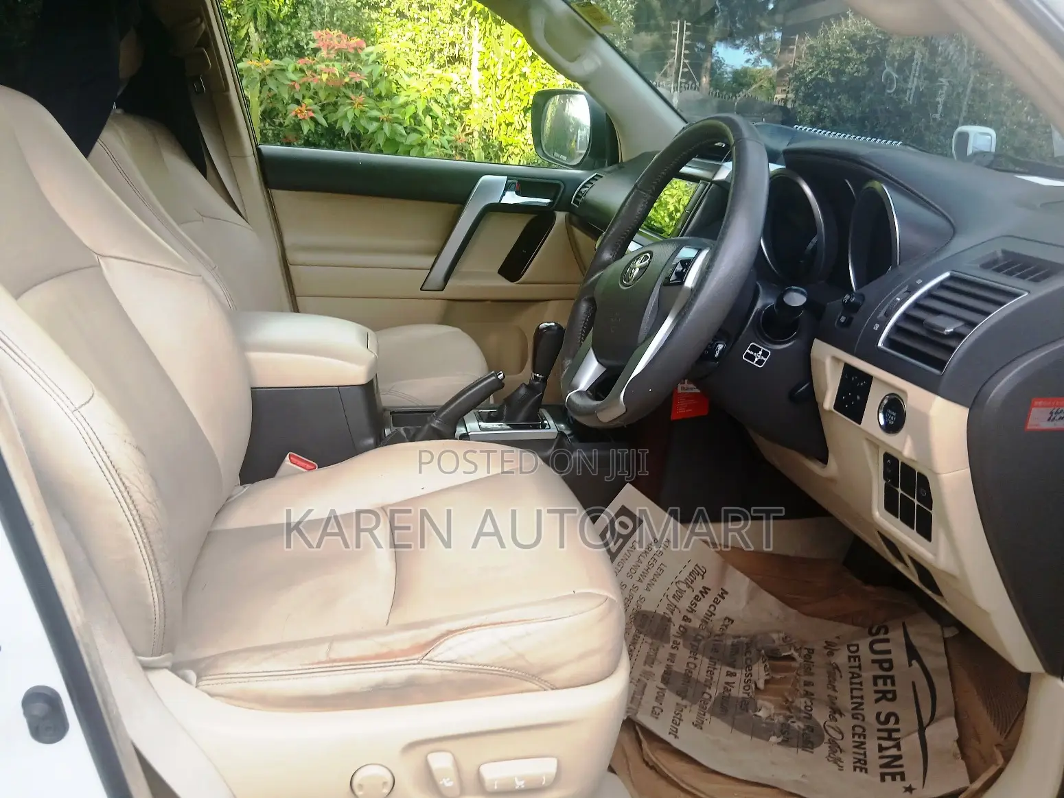 Toyota Land Cruiser Prado 2017 White