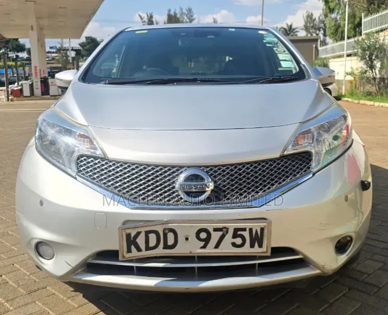 Nissan Note 2015 Silver