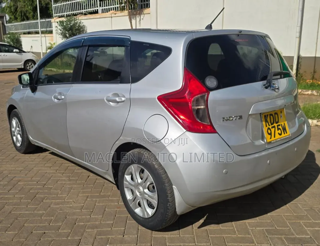 Nissan Note 2015 Silver