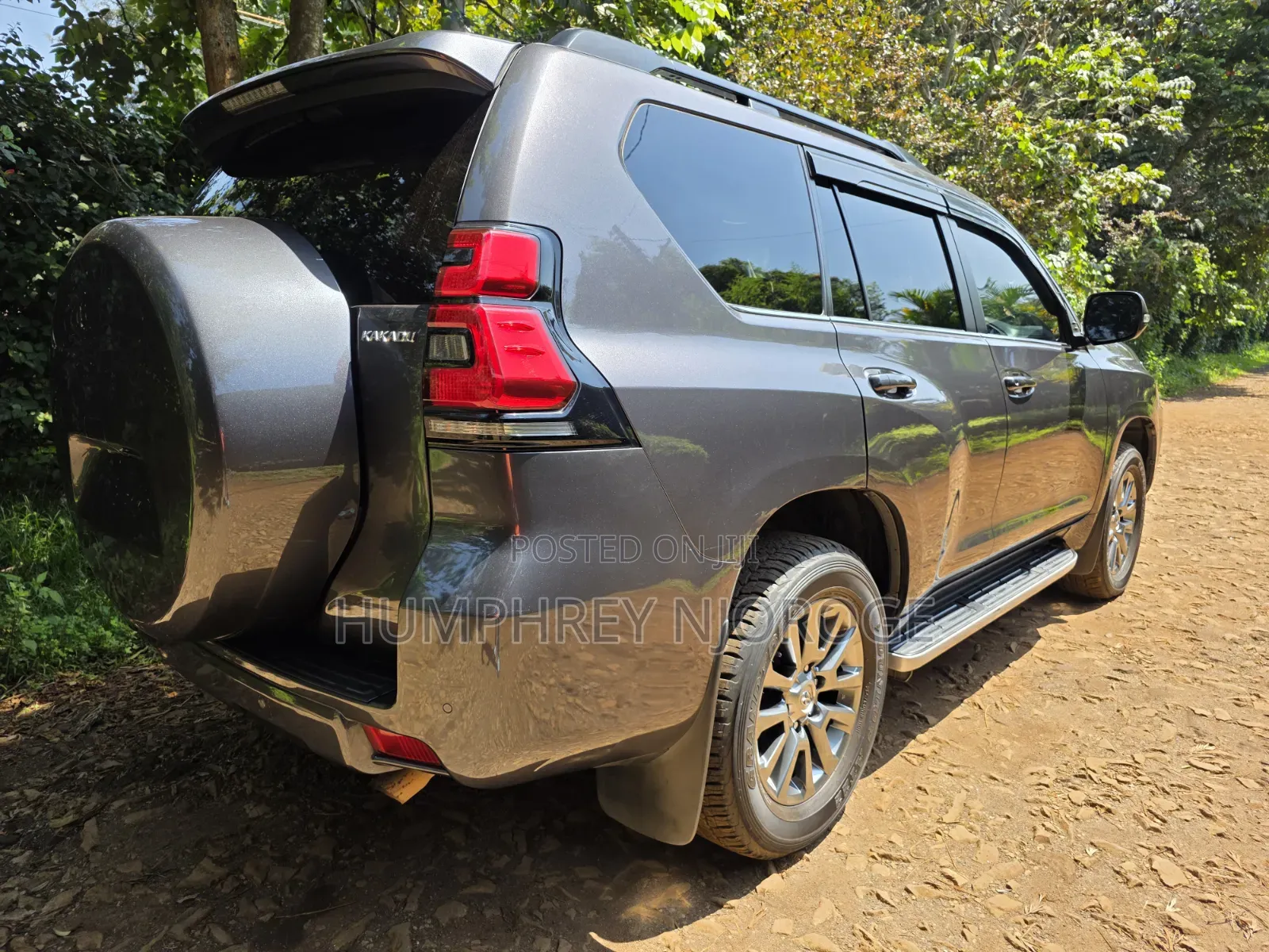 Toyota Land Cruiser Prado Kakadu 2019 Gray