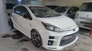 Toyota Aqua 2019 White