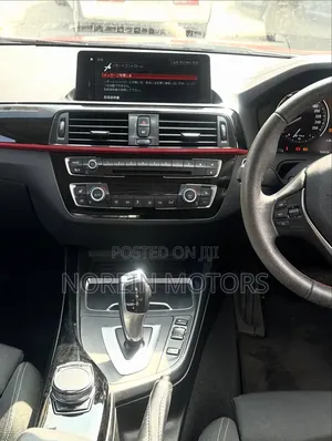 BMW 118d 2019 Red
