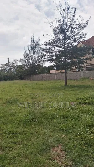 Half Acre Plot in Garden Estate