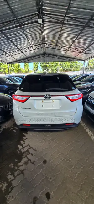 Toyota Harrier 2019 White