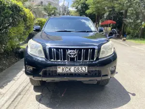 Toyota Land Cruiser Prado 2010 Black