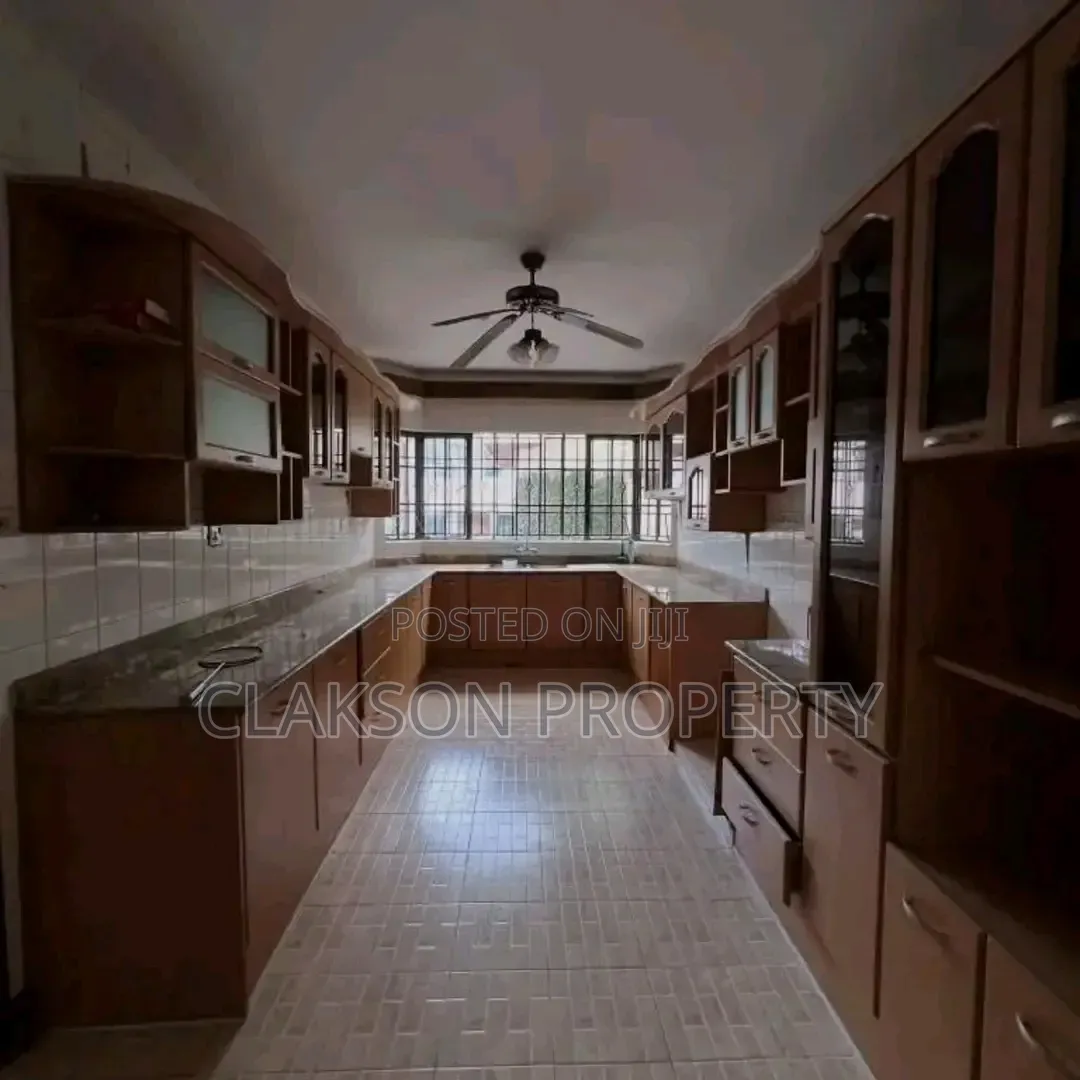 4bdrm Maisonette in Lavington, Muthangari for rent