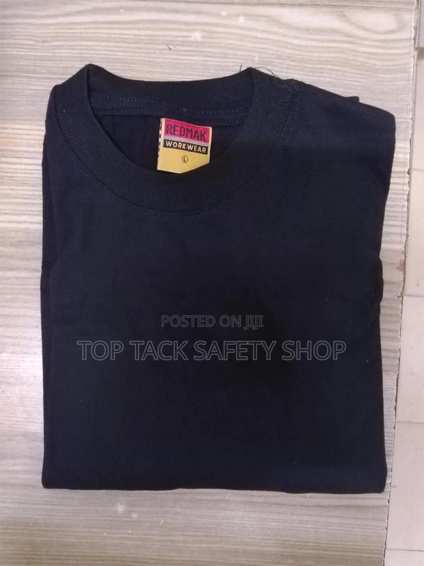 Black Essential Tee