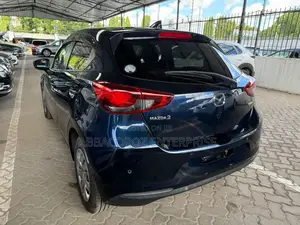Mazda 2 2018 Blue
