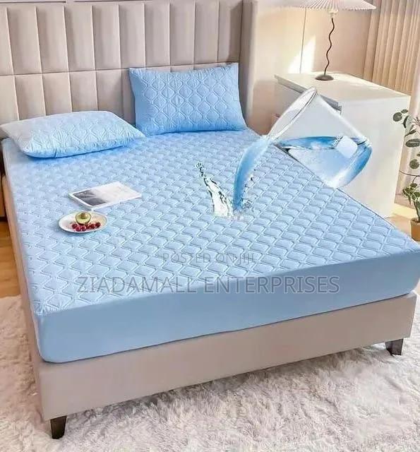 Mattress Protector Single Piece 4*6 Waterproof Mattress Protector - main view