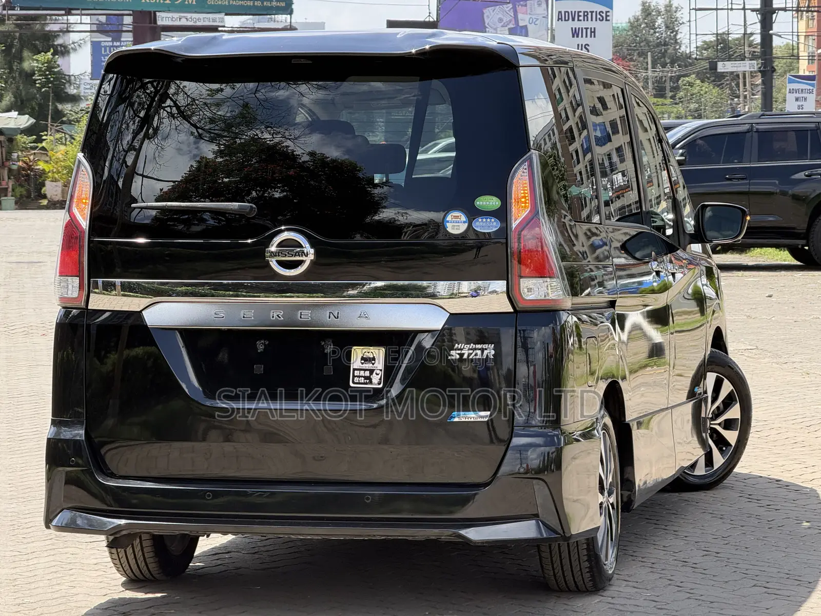Nissan Serena 2018 Black