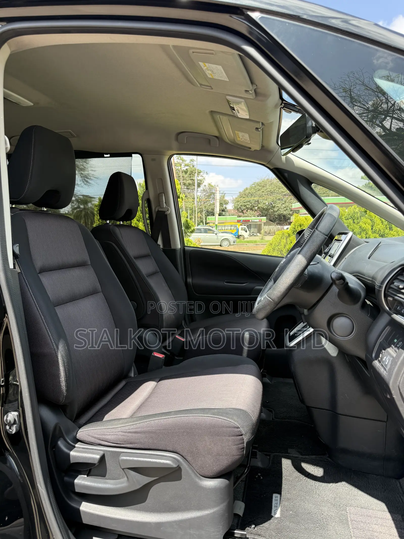 Nissan Serena 2018 Black