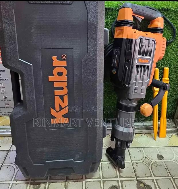 Heavy Duty Kzubr Demolition Hammer 2800w