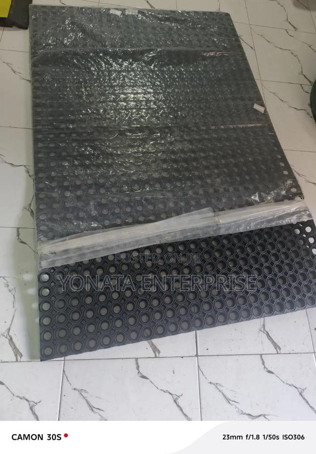 Octagon Lift Mat Heavy Duty - thumbnail 2