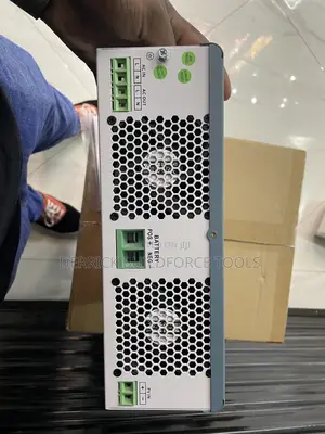 Premier 3.2kw 24v Hybrid Inverter With MPPT