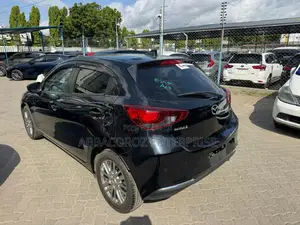 Mazda 2 2019 Black