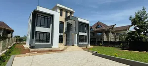 4bdrm Maisonette in Daykio, Kiganjo for sale