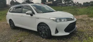 Toyota Corolla Fielder 1.5 Hybrid FWD 2019 White