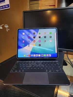 Apple iPad Pro 13 (2025) 256 GB Gray