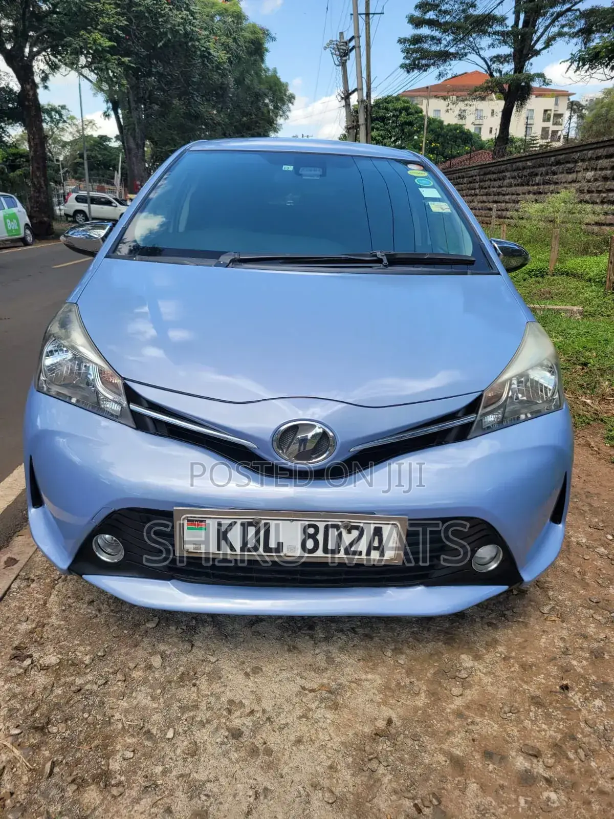 Toyota Vitz 2015