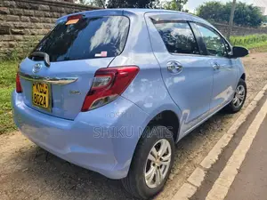 Toyota Vitz 2015