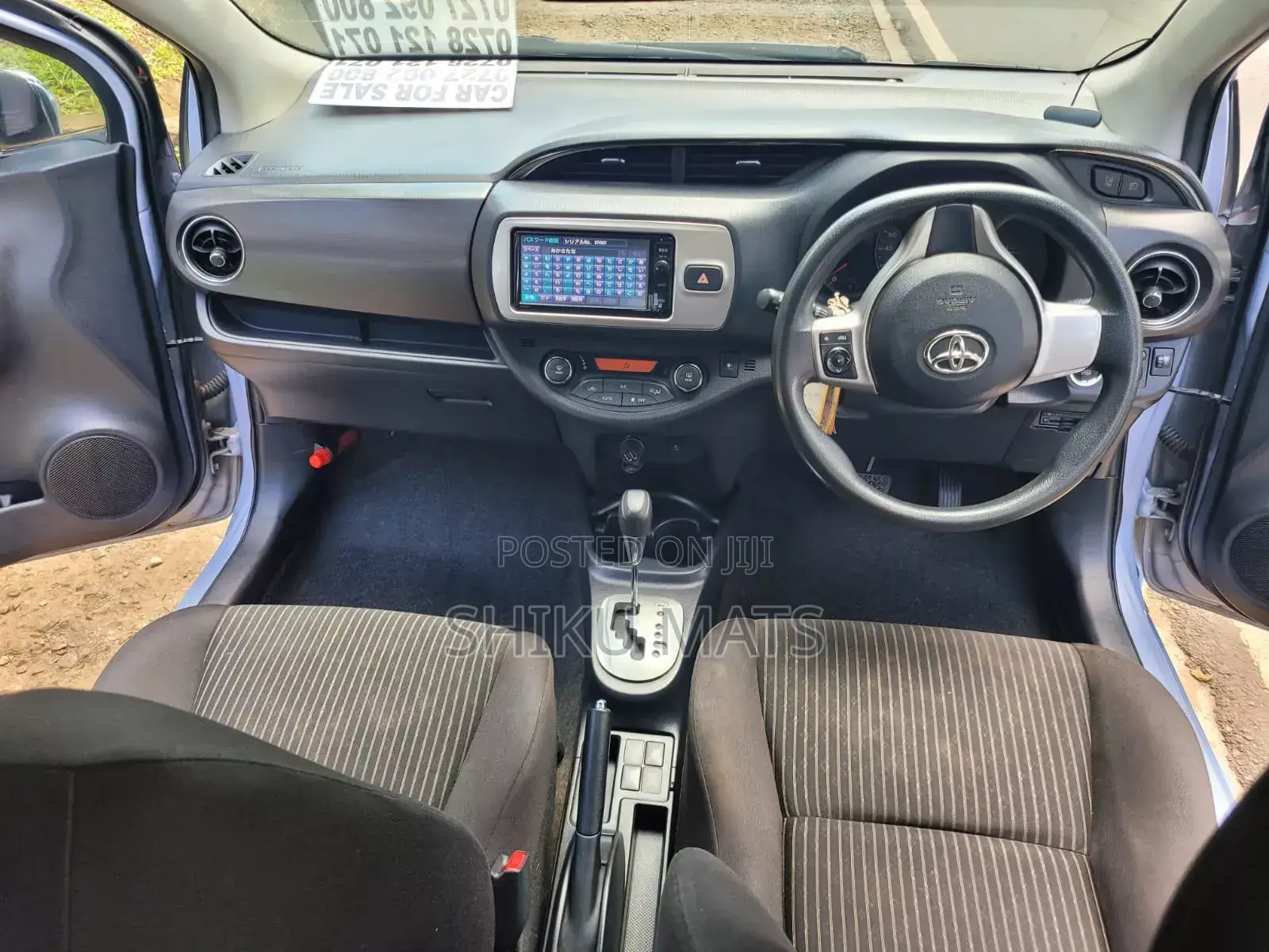 Toyota Vitz 2015