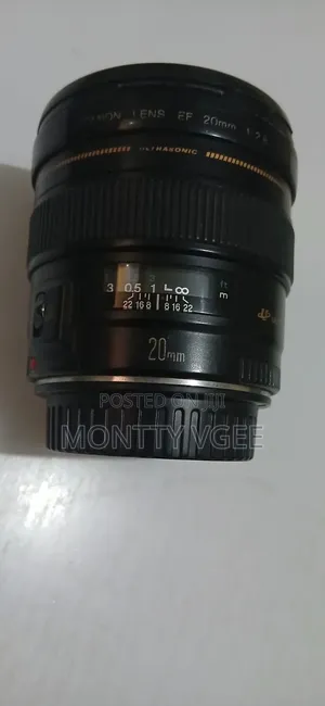 Canon Eos M50