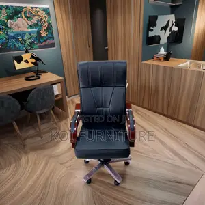 Office Chair:Bliss Executive Office Chair Upholstered in Black Leather