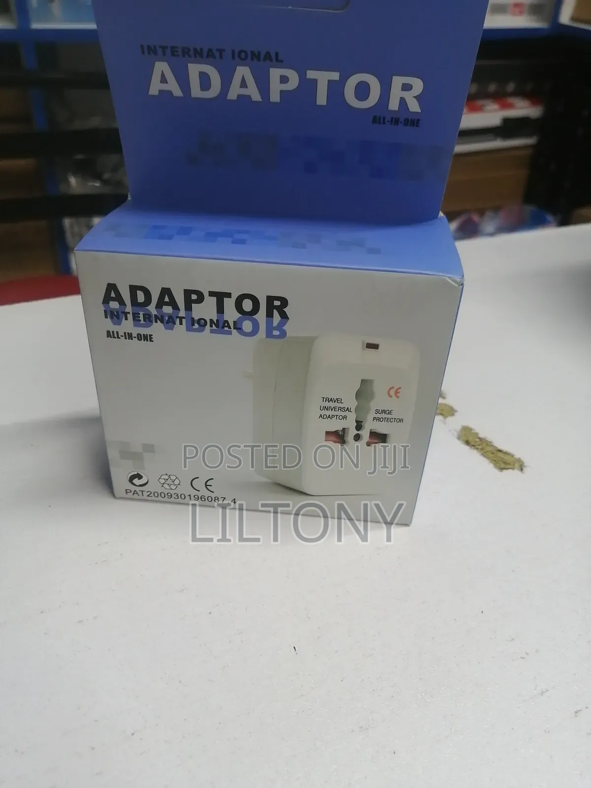 International Power Adapter All in One