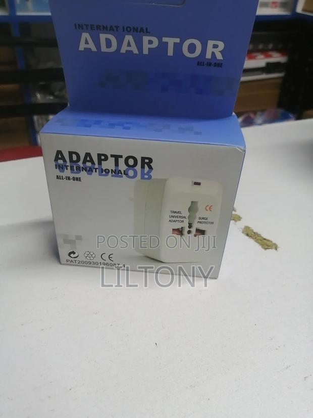 International Power Adapter All in One