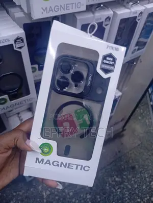 iPhone 17 Pro Max Silver and Black "High Quality Magsafe Cover
