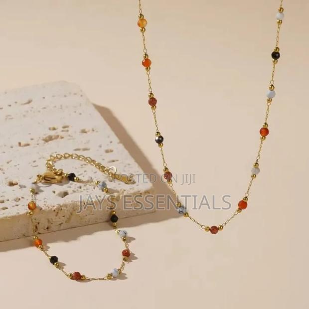 Minimalist Necklace and Bracelet Set - thumbnail 7