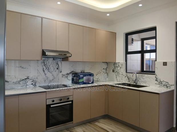 2bdrm Apartment in Raphta Road Area for rent - thumbnail 3
