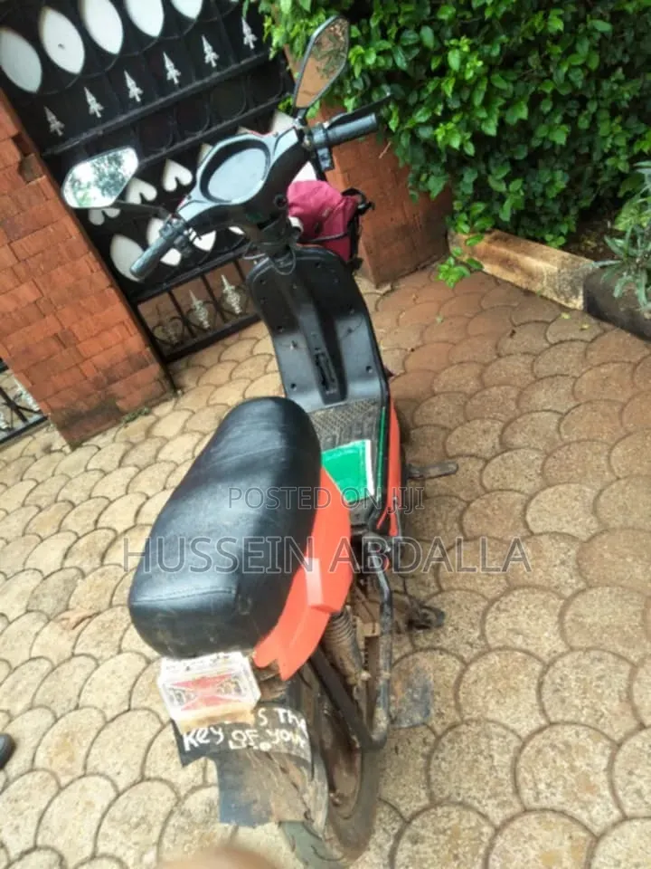 Yamaha 2025 Orange