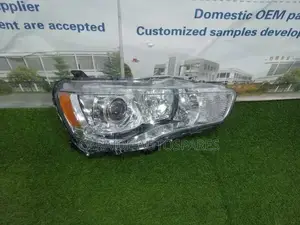 Outlander 2010/2012 Headlight Xenon