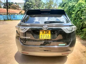 Toyota Harrier 2015