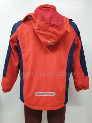 Unisex 3 in 1 Jacket Available at 1800/- Size L